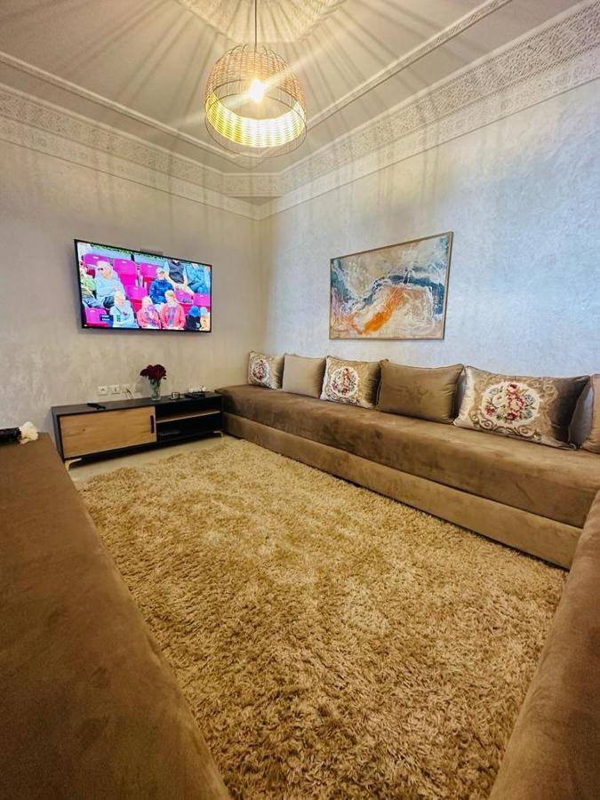 Appartement Jade 에사우이라 외부 사진
